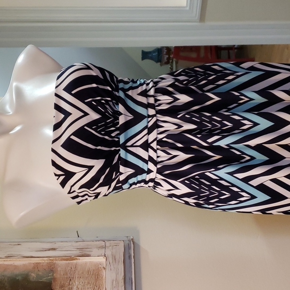 Emerald Sundae Dress - Picture 3 of 12